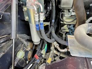 Kubota Crawler Skid Steer avec godet à dents de 84 "Cabine fermée Godet à air chaud 2 vitesses à vendre - Product Image 5