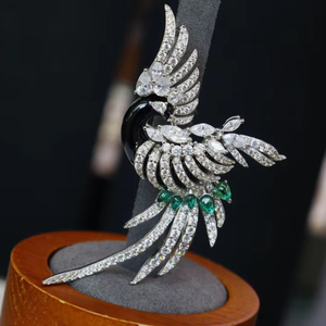 Elegante Broche de Pájaro de Circonio de Lujo, Plata 925 con Incrustaciones a Mano, para Regalo de Boda o Compromiso - Product Image 1
