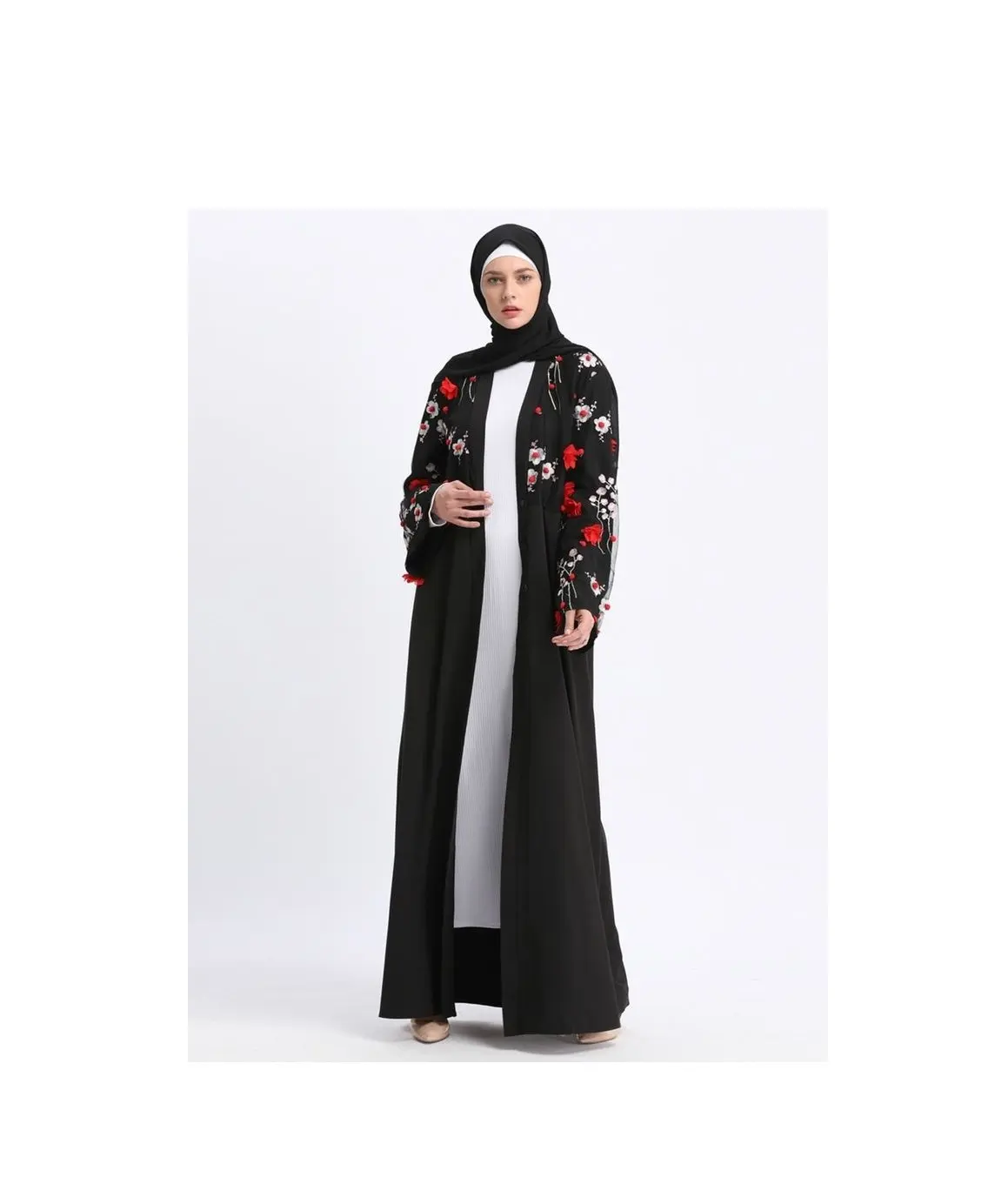 Atacado de alta qualidade Senhoras elegantes abayas / kaftan / designer abaya Senhoras Hijab Roupas 2023