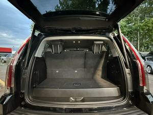 NEATLY usado 2016 Ca_dillac Esca_la_de Lujo 4WD - Product Image 3