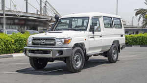 LIMPIA 2022 T o y o t a L a n d - C r u i s e r 78 4.5D - Product Image 3