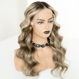 Perruque brésilienne Remy ondulée à balayage ombré cheveux humains racines marron moyen à brun <span class=keywords><strong>doré</strong></span> avec <span class=keywords><strong>blond</strong></span> <span class=keywords><strong>foncé</strong></span> et ondulés - Product Image 6