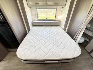 Autocaravana de Lujo Todoterreno, Remolque de Viaje de 25-2 Metros, Caravana con Características Ajustables, Construcción de Hierro, para 4-6 Personas, Euro 6 - Product Image 4