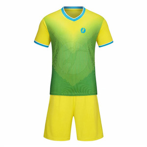 Servicio OEM de entrenamiento de fútbol de desgaste de nuevo diseño de bajo precio uniformes - Product Image 1