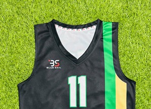 เสื้อบาสเก็ตบอลผ้าระบายอากาศน้ำหนักเบาชุดเครื่องแบบสโมสรโรงเรียนสีระเหิดสำหรับฤดูร้อน