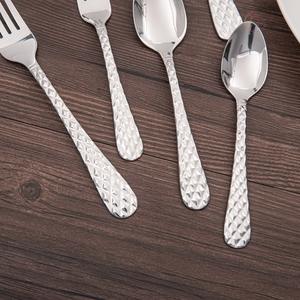 Ensemble de couverts de table en acier inoxydable de qualité supérieure pour la restauration à domicile et les fêtes |   Vaisselle moderne écologique - Product Image 2