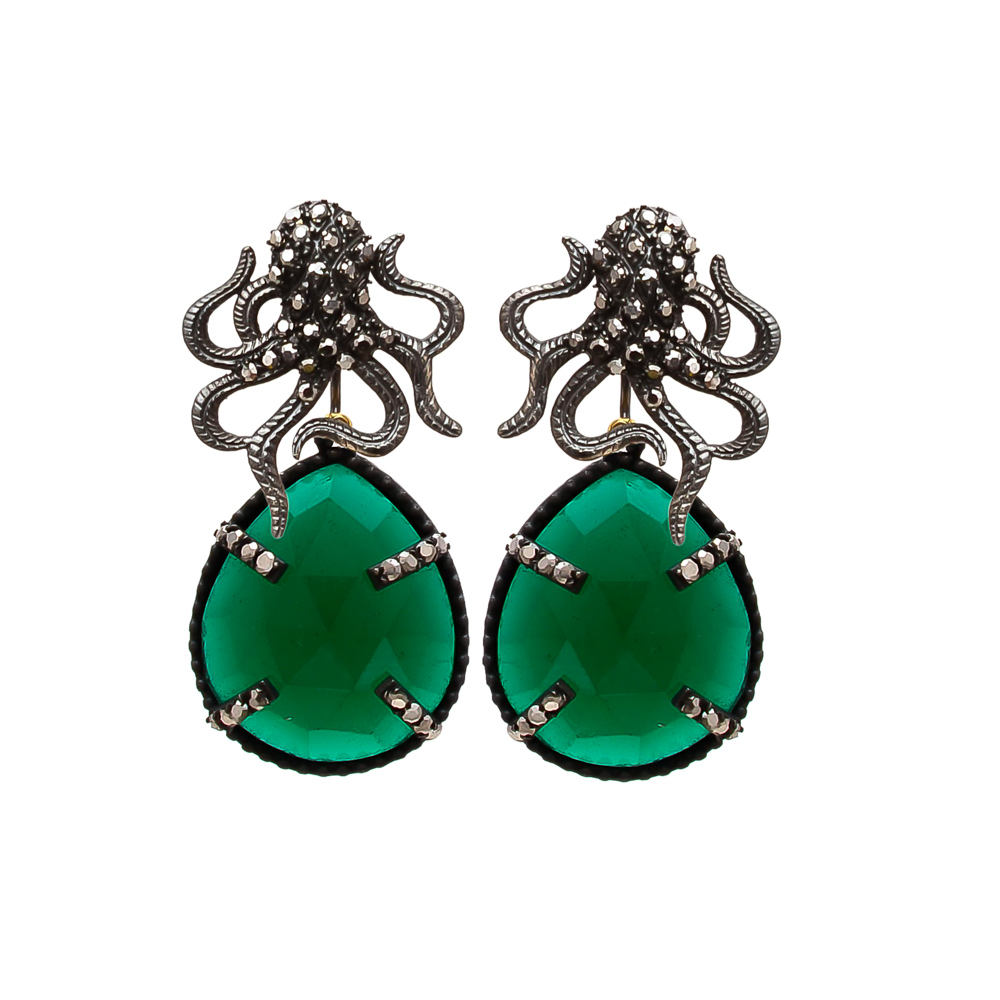 สีเขียว