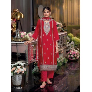 Conjunto de traje de Chinon pesado y lujoso de gran oferta con hermosa mano de obra y diseño elegante para la oficina de festivales disponible para la venta - Product Image 1