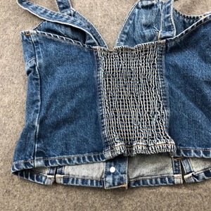 Top Femmes Petit Denim Sans Manches Bouton Avant Dentelle Débardeur - Product Image 3