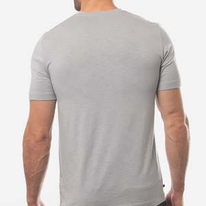 Camiseta con cuello en V informal ajustada de algodón y poliéster con logotipo personalizado para hombre, la mejor calidad, marca deportiva con cuello redondo - Product Image 4