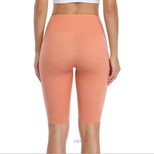 Short de yoga de gymnastique taille haute XL pour femmes Leggings de vêtements de sport avec logo gratuit personnalisé pantalon en Spandex d'hiver solide décontracté imprimé sans couture - Product Image 1