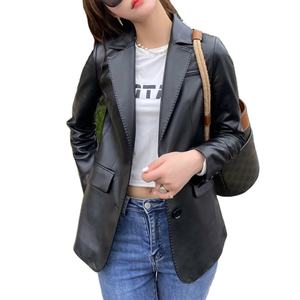 Chaqueta de Invierno para Mujer al por Mayor, Estilo Juvenil y Ejecutivo, Piel de Oveja Auténtica de Alta Calidad, Blazer Clásico de Cuero con 2 Botones - Product Image 4