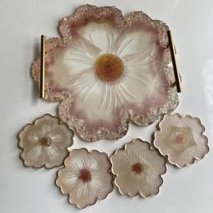 Sous-verres de luxe en résine qui ajoutent une touche d'élégance à votre décoration intérieure et un ensemble divertissant de 4 avec un excellent support à faible coût - Product Image 4