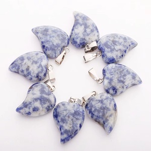 จี้พลอยโซดาไลต์รูปใบไม้รูปด้วง-จี้รูปหัวใจสำหรับผู้หญิง - Product Image 1