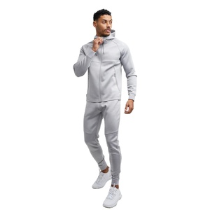 Nuevo Conjunto Deportivo de Moda para Parejas, Chándal, Traje Deportivo de 2 Piezas para Hombre, Chándal con Estampado Personalizado - Product Image 3