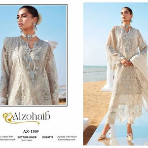 Colección Premium Cambric Cotton Pakistani Salwar Kameez con bordado pesado hecho a mano para fiestas disponible a precio mayorista - Product Image 1