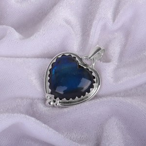 Pendentif en forme de cœur en labradorite naturelle fait à la main en argent sterling 925 avec pierres précieuses bijoux élégants pour femmes - Product Image 2