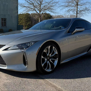 Vehículos Lexus LC 500 de 2018, usados y duraderos, ofrecidos a bajo precio - Product Image 1