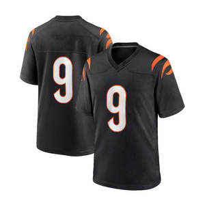 Comprar uniformes de fútbol americano OEM personalizados de alta calidad Diseño de Nueva temporada conjunto de fútbol juvenil - Product Image 4