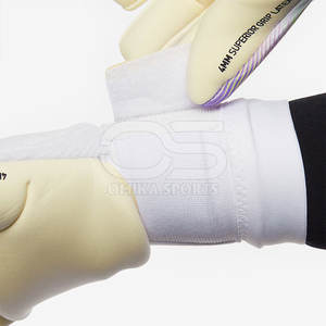 Gants de gardien de but professionnels, respirants, design à doigts entiers, adhérence antidérapante sur la paume, imperméables, cuir durable - Product Image 6