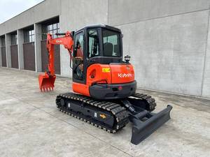 Para Kubota M62 TLB cargadora de ruedas retroexcavadora Tractor 4WD buen estado motor Shimadzu caja de cambios Motor rodamiento núcleo excavadora sobre orugas - Product Image 4