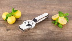 Presse-citron Aalok SS avec ouvre-bouteille, finition miroir, acier inoxydable, manuel, passe au lave-vaisselle - Product Image 5