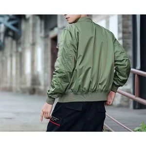 เสื้อแจ็คเก็ตบอมเบอร์ผ้าคอร์ดูรอยคุณภาพสูงแบบขายส่ง OEM ปี 2024 เสื้อโค้ทเบสบอลลำลองสำหรับทุกเพศ ใส่ได้ในฤดูหนาว ระบายอากาศได้ดี - Product Image 6
