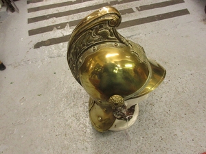 Casque de chef de brigade britannique en laiton Merryweather de Calvin Handicrafts, artisanat de Calvin - Product Image 5