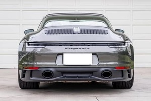 POR-SCHE 911 TARGA 4 GTS 2024 - Product Image 6