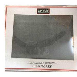 Fabricante de una amplia gama de productos que incluyen bufanda lisa de poliéster. - Product Image 3