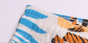 Short de plage 100% coton pour homme, décontracté, extensible dans les 4 sens, motif uni imprimé par sublimation, fermeture à cordon de serrage - Product Image 2