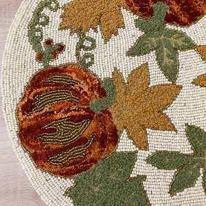 Mantel Individual con cuentas, cargador redondo hecho a mano para comedor de lujo y decoración de vacaciones, pieza única hecha a mano con cuentas, mantel, inauguración de la casa - Product Image 4