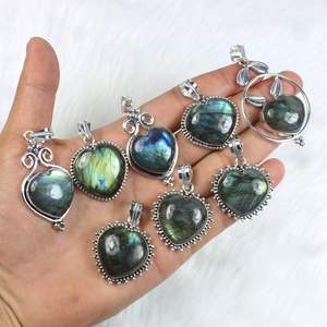 Belle qualité Labradorite coeur pendentif Designer bijoux lunette réglage incrustation technologie gros mode pendentifs breloques - Product Image 3