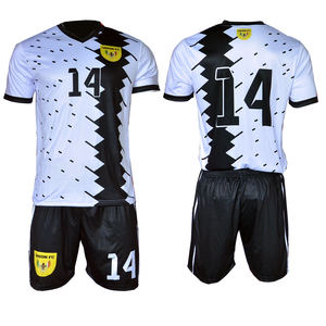 Uniformes d'équipe de football sublimés personnalisés de haute qualité chemise de maillot de football avec short maillot de gardien de but - Product Image 1