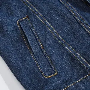 Veste denim bleue délavée élégante et personnalisée pour hommes, vêtements d'extérieur brodés en jean classique pour motocyclette - Product Image 5