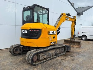 รถขุดขนาดเล็ก JCB มือสอง เครื่องยนต์ยันมาร์ น้ำหนักใช้งาน 12 ตัน เกียร์ Enerpac - Product Image 6