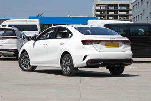 2023 <span class=keywords><strong>Kia</strong></span> <span class=keywords><strong>K3</strong></span> Tự Động Hộp Số 1.5L Cvt Thoải Mái Phiên Bản Sử Dụng Xe Ô Tô, Xe Hơi, Xe Xăng, Xăng Xe - Product Image 3