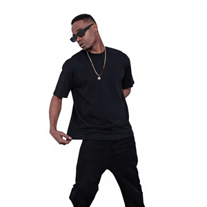 เสื้อยืดคอตตอนผู้ชายแบบพื้นฐาน ขายส่ง รับสั่งพิมพ์ลาย เสื้อยืดเรียบๆ ผลิตในตุรกี ผู้จัดจำหน่ายขายส่ง - Product Image 1