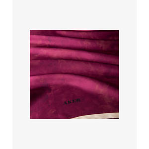 ผ้าพันคอผ้าไหมคอตตอนสีเบอร์กันดีลายแปรงพู่กัน - Product Image 2