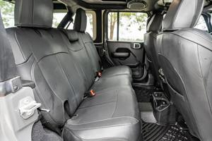 Jeep Wrangler Unlimited Sport 4x4 2020 Usado en Buen Estado, Motor V6 de 3.6 Litros - Product Image 3