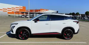 Modèle SUV C 5 2023 Automatique 7 vitesses Moteur <4L R18 Cuir Gauche AWD Essence/Pétrole Clair/Foncé - Product Image 5