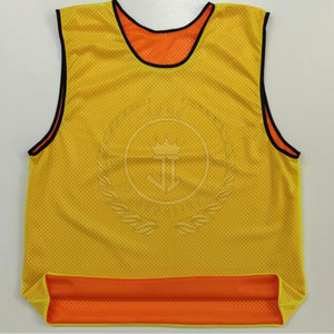 Chalecos de Fútbol para Adultos con Logotipo Personalizado de Diseño Nuevo y Alta Calidad al por Mayor, Chaleco de Entrenamiento de Fútbol, Servicio OEM, 100% Poliéster de Secado Rápido - Product Image 1