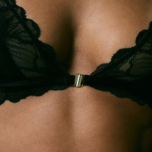 Ensemble de yoga pour femmes 2021 avec logo personnalisé, haut court à manches longues et pantalon de sport à effet push-up - Product Image 3