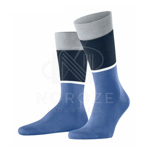 Chaussettes décontractées unies de haute qualité, chaussettes athlétiques personnalisées de couleur unie, chaussettes d'automne écologiques respirantes en élasthanne/nylon pour hommes - Product Image 1