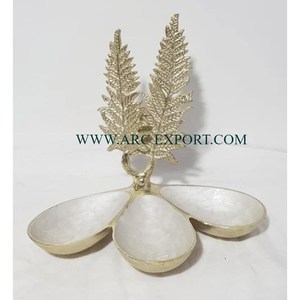 Bol de service décoratif de table avec poignées de conception de grandes feuilles en aluminium bols de service de nourriture en métal de table vintage - Product Image 5