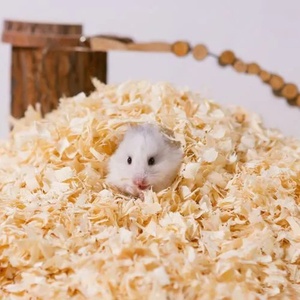 Material de anidación de afeitado de madera natural al por mayor, virutas de madera de animales pequeños para mascotas, ropa de cama para caballos, 100% puro y orgánico - Product Image 2