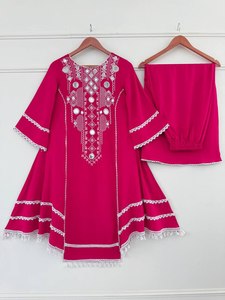 Cómodo y elegante conjunto de Kurti y Plazo de 2 piezas hecho con tela transpirable para mujeres que buscan Ropa Étnica para oficina y fiestas - Product Image 5