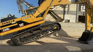 Excavadora de Orugas Usada Caterpillar 325BL en Venta, Componentes Principales de los Estados Unidos Incluyendo Motor de Rodamiento, Capacidad del Cucharón de 2 m - Product Image 4