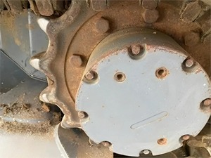 Chargeur compact de boeuf de dérapage 2016 TAKEUCHI TL10V2 Machine bon marché bien entretenue de moteur diesel multifonctionnel de rendement élevé - Product Image 3