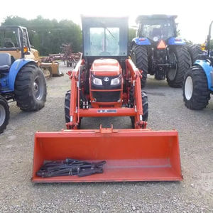 Tractor KUBOTA MX5800HST usado - Product Image 1